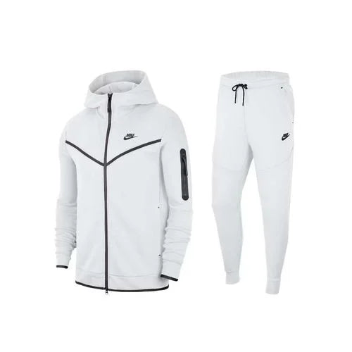 Nike Tech Fleece