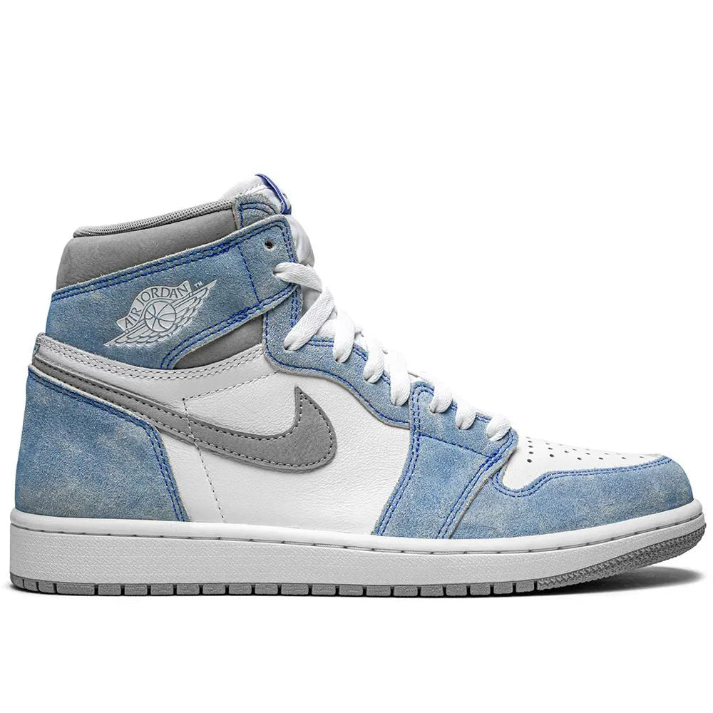 Air Jordan 1 High "Hyper Royal"